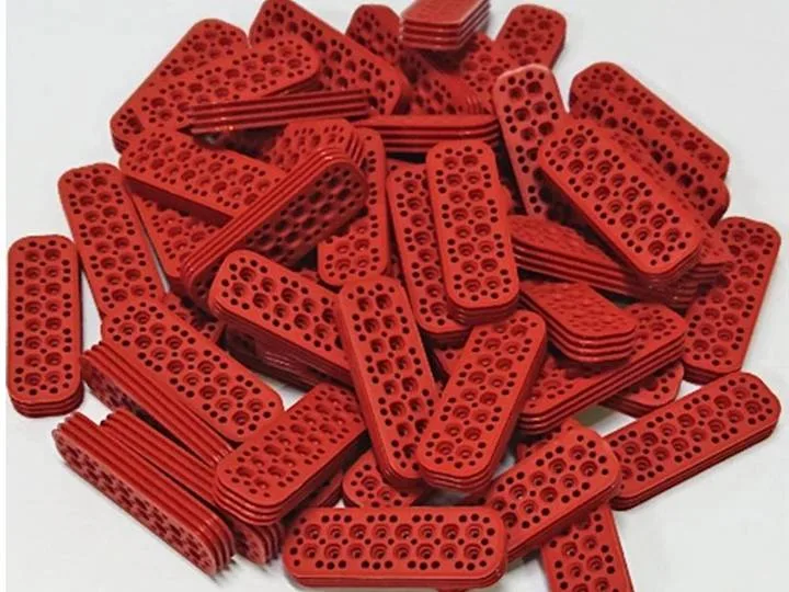 LSR multi-wire connector seals
